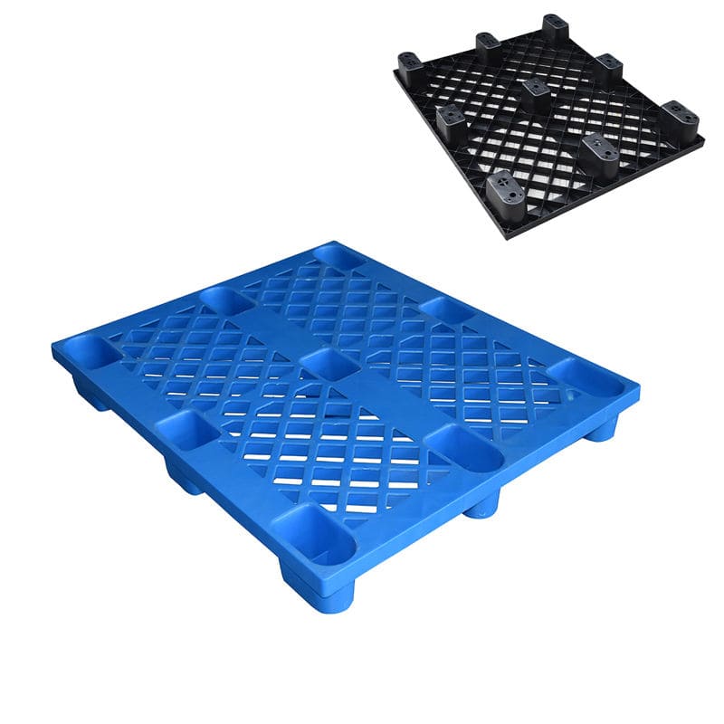 plastic pallet